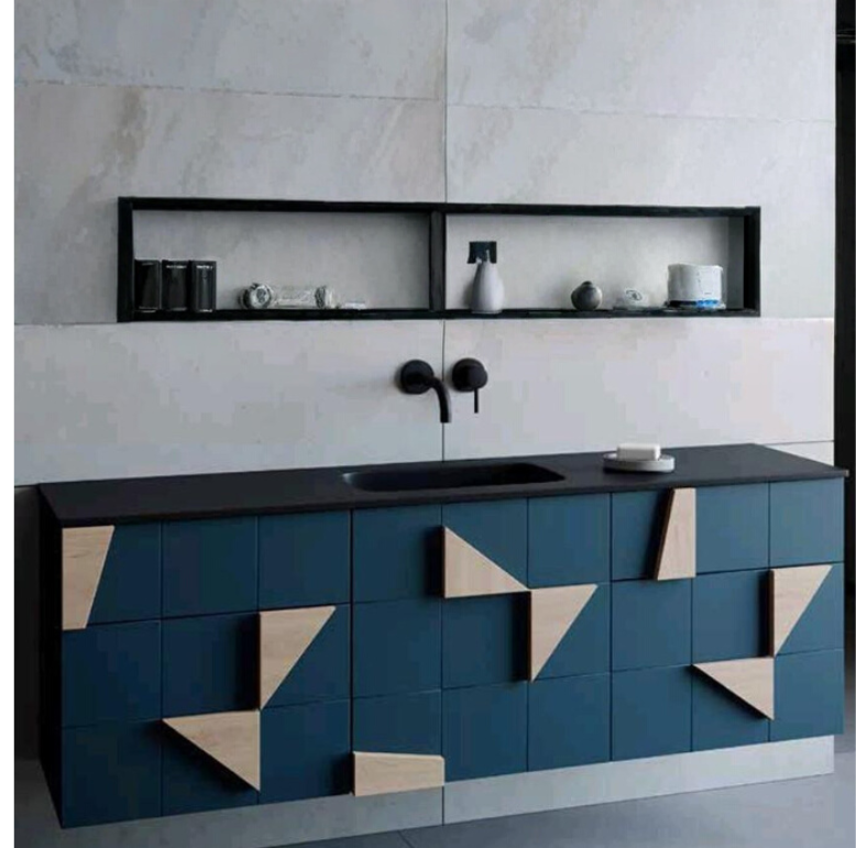 ארון אמבט תלוי פיקי