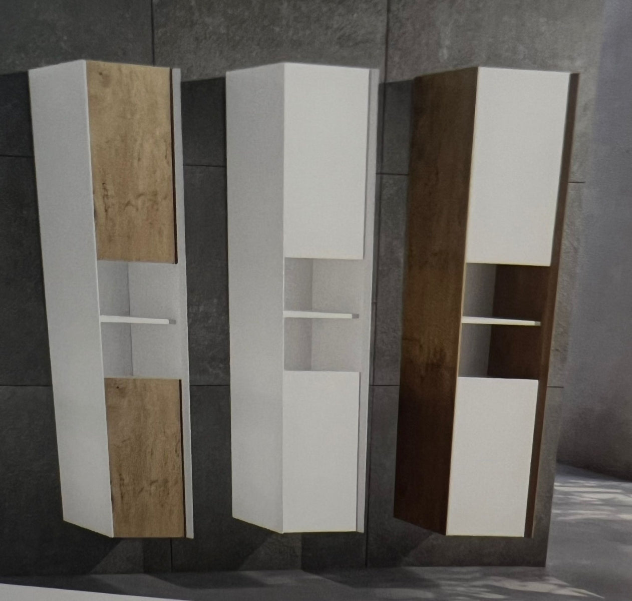 ארון שירות תלוי דגם טוסקה משולב דלתות ומדף פתוח